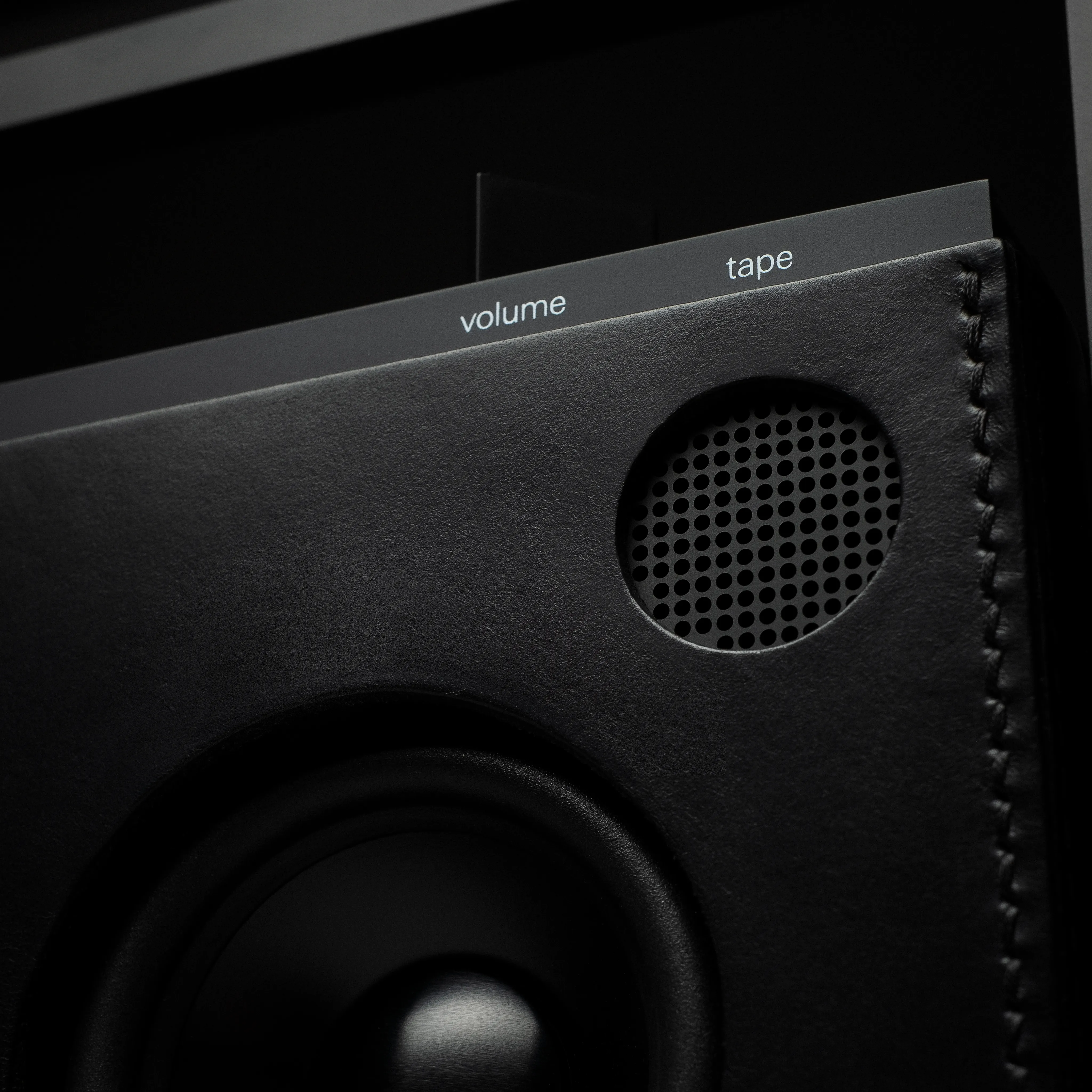 【美品】Teenage Engineering OB-4 Black スピーカー OB–4 mesh bag black - teenage engineering