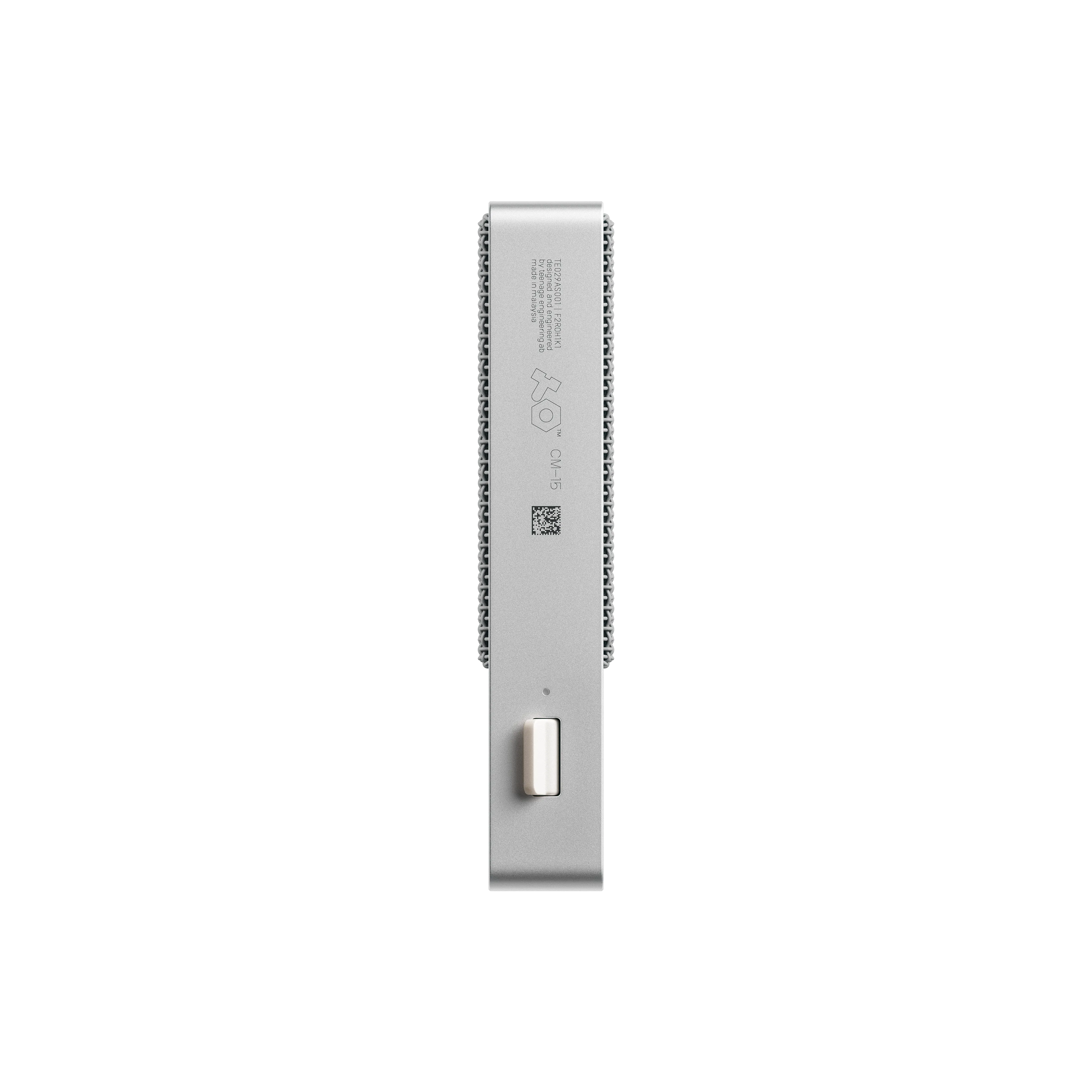 TEENAGE ENGINEERING CM-15〜スタイリッシュなバッテリー内蔵